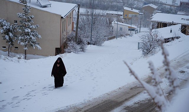 Bayburt'ta beklenen kar Pazar günü geliyor hava sıcaklıkları 10 derece birden düşecek