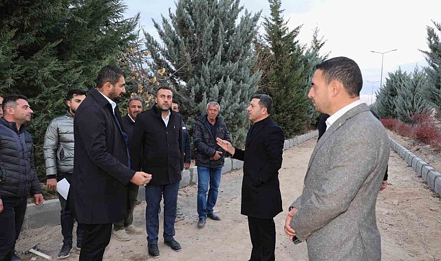 Belediye Başkanı Arı, üstyapı çalışmalarını yerinde inceledi