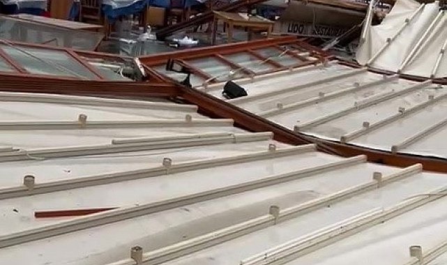 Büyükada'da şiddetli rüzgardan iki restoranın çatısı yıkıldı