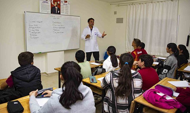 Çamlıyayla'da öğrencilere eğitim desteği