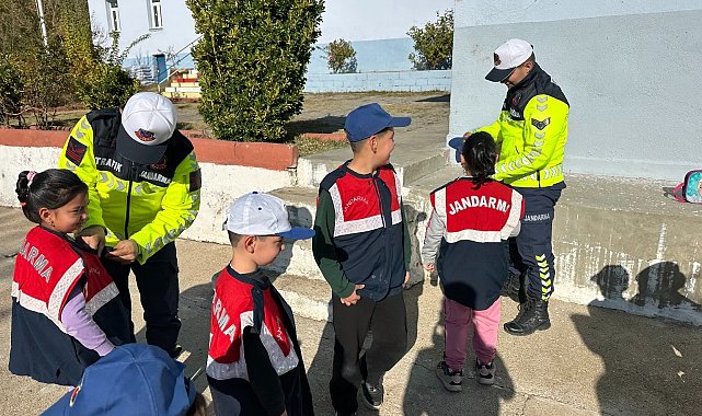 Çine'de tohum kalemler toprakla buluştu