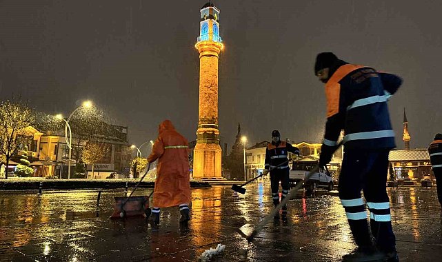 Çorum Belediyesi'nden kar mesaisi