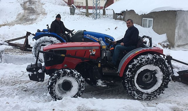 Darende&#039;de vatandaşlar mahalle içi yolları kendi imkanlarıyla temizledi