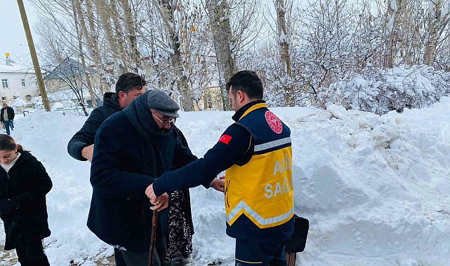 Demirözü Kaymakamı Şahin: &quot;Tüm kurumlarımız işbirliği içerisinde sizler için çalışmalarını yürütmektedir&quot;