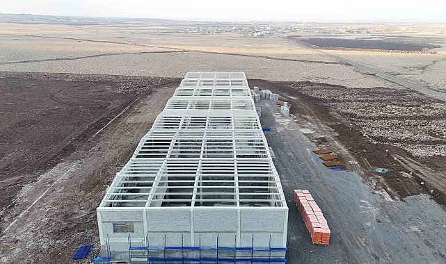 Diyarbakır'da 10 milyarlık sanayi yatırımında kadınlara iş alanı açılıyor