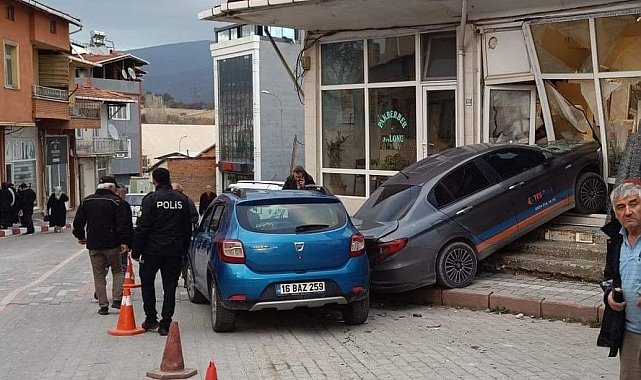 Domaniç'teki ilginç kaza kamerada