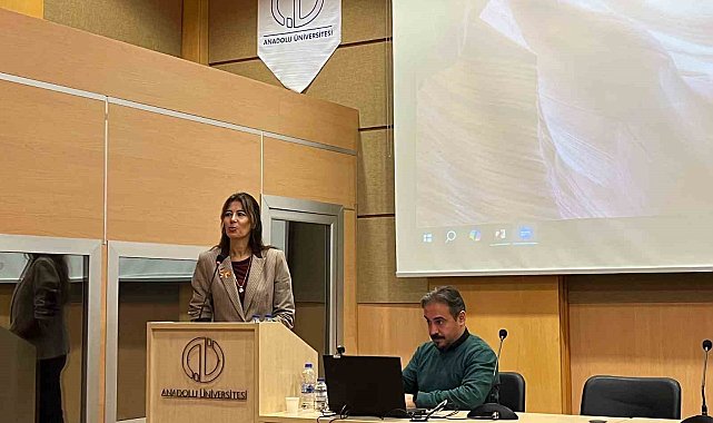Edebiyat Fakültesinde sürdürülebilir gelecek için "Kırsala Dönüş" hareketi konuşuldu