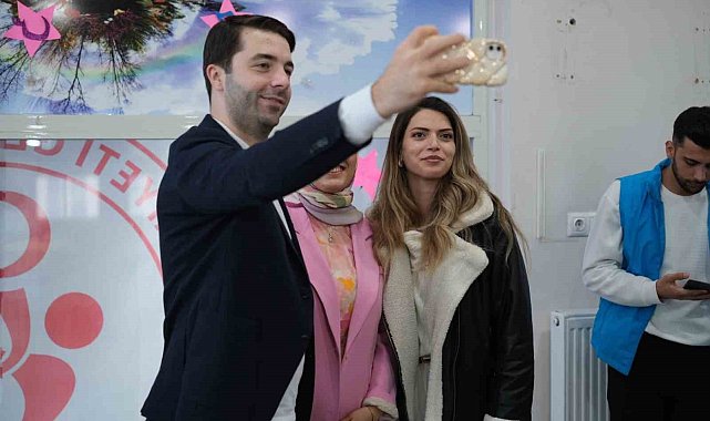 Efendioğlu ÜNİDES projesi kapsamında gençlerle buluştu