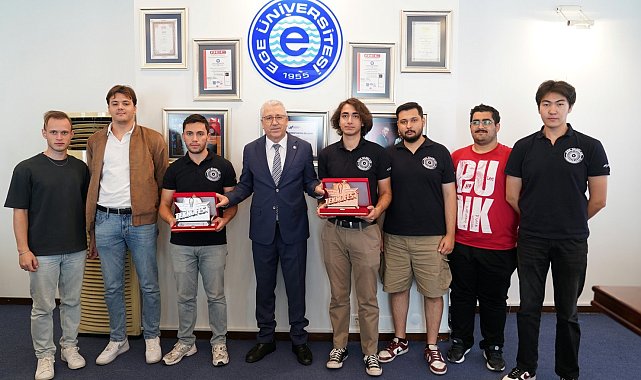Ege Skyblue Takımı "Jet Motor Tasarımı" ile ödülleri topladı