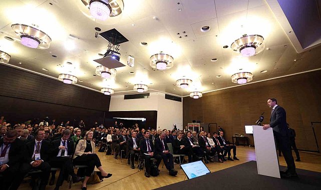 Enerji ve Tabii Kaynaklar Bakanı Bayraktar, Almanya'daki 6. Türk-Alman Enerji Forumu'na katıldı