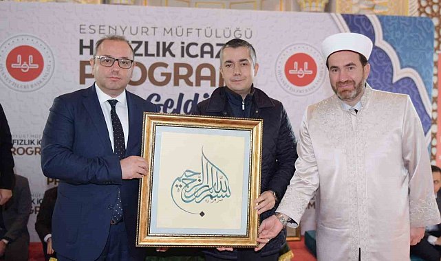 Esenyurt Belediye Başkan Vekili Can Aksoy, 202 hafızın icazet programına katıldı