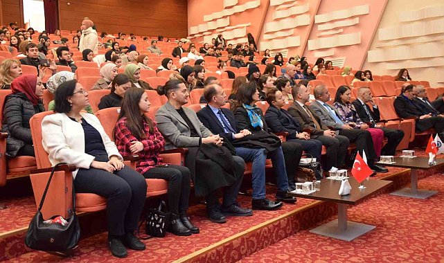 ESOGÜ Eğitim Fakültesi'nde Öğretmenler Günü kutlamaları devam ediyor