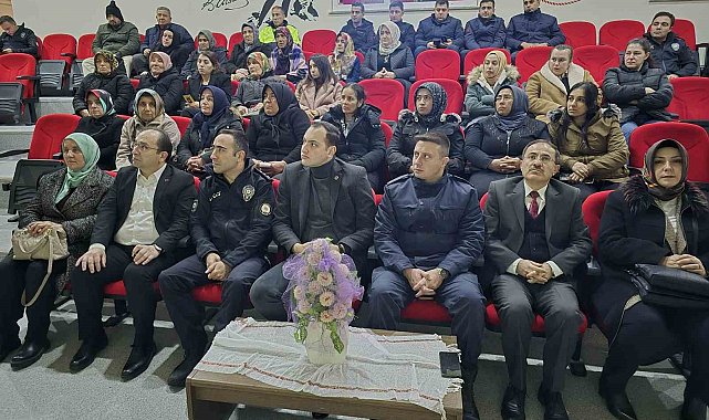 Evren'de 'En İyi Narkotik Polisi Anne' semineri