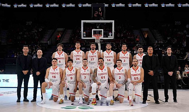 FIBA dünya sıralamasında 12 Dev Adam'ın yeri değişmedi