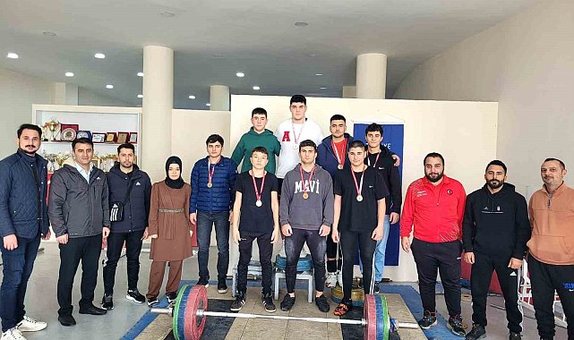 Gençler Halter İl Birincileri Belli Oldu