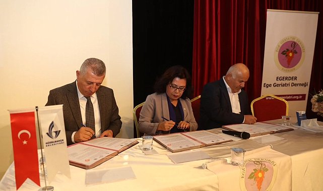 Güzelbahçe'de Üçüncü Yaş Üniversitesi için imzalar atıldı