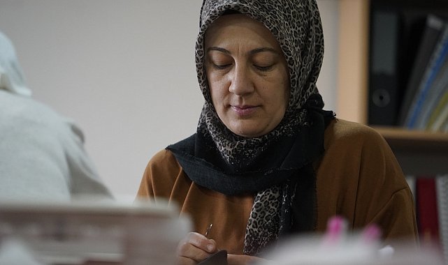 Hem öğreniyor hem de üretiyorlar