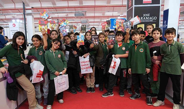 Her yaştan vatandaş Aydın Kitap Fuarı'nda buluşuyor