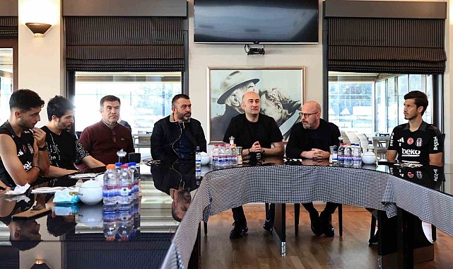 Hüseyin Yücel, Beşiktaşlı futbolcular bir araya geldi