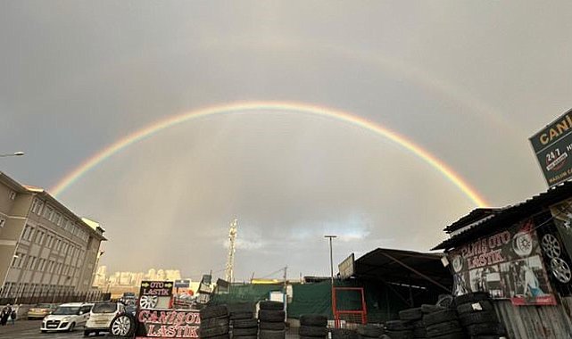 İstanbul'da gökkuşağı manzarası mest etti