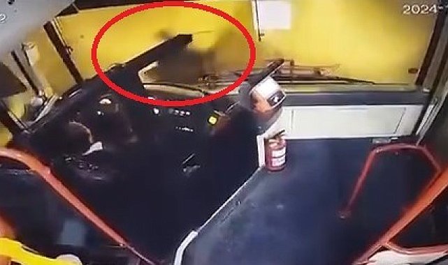 İzmir'de genç kızın hayatını kaybettiği kaza kamerada