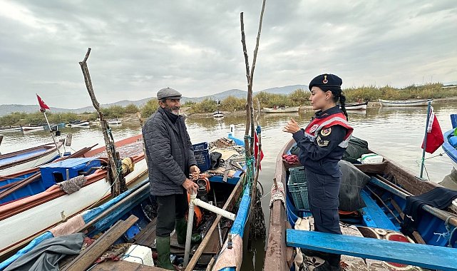 Jandarma Bafa Gölü'nde denetimlere devam ediyor