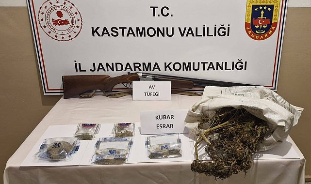 Jandarma ekiplerinden uyuşturucu operasyonu: 3 kişi tutuklandı