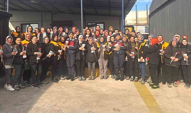 Jandarma kadınlara KADES uygulamasını anlattı