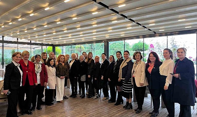 Kadın muhtarlarla dayanışma buluşması