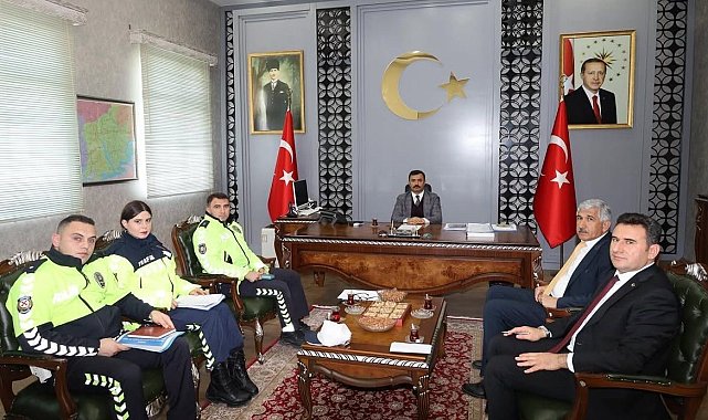 Kahta&#039;da kış mevsimi trafik tedbirleri toplantısı gerçekleştirildi