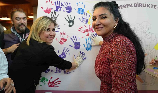 Kartal&#039;da kadına yönelik şiddete karşı etkili bir adım: &#039;Eşitliğin yanında, şiddetin karşısındayız&#039; paneli