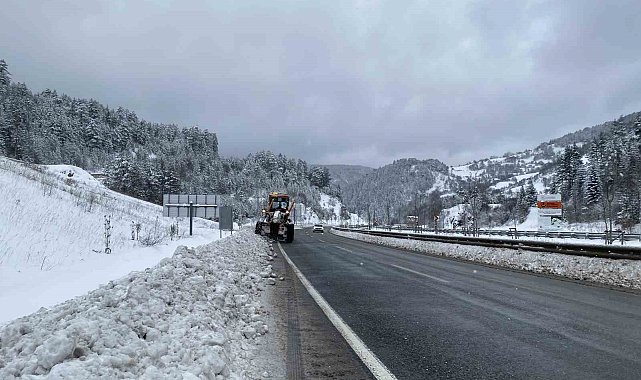 Kastamonu'da 526 köy yolu ulaşıma kapandı