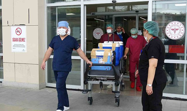 Kaza sonrası beyin ölümü gerçekleşen 19 yaşındaki Fatma&#039;nın organları 4 hastaya umut oldu