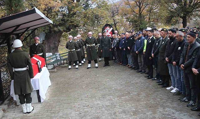 Kıbrıs gazisi son yolculuğuna uğurlandı