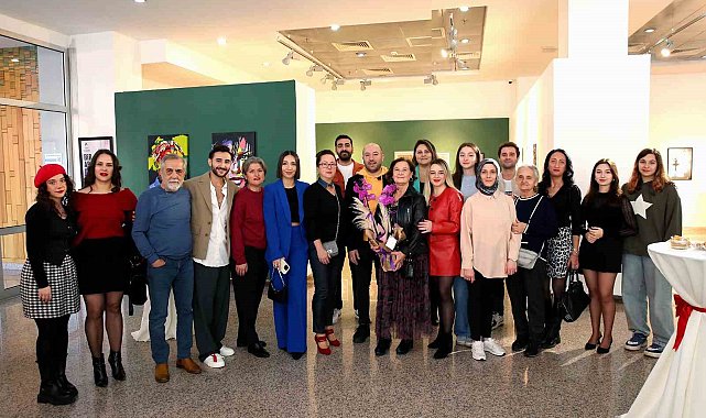 Küçükçekmece'de öğrenciler "Bir Arada" sergisi ile sanatseverlerle buluştu