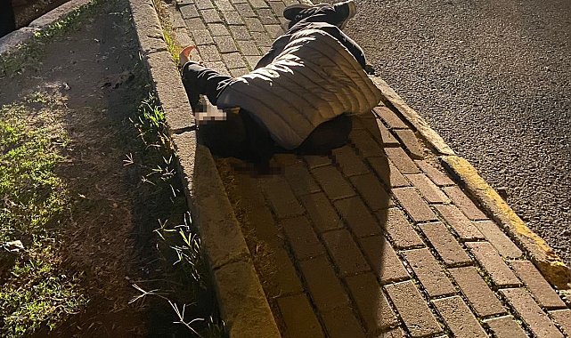 Küçükçekmece'de silahlı kavga: 14 yaşındaki çocuk öldü, 17 yaşındaki çocuk yaralandı