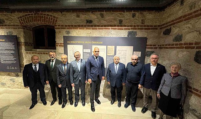 Kültür ve Turizm Bakanı Mehmet Nuri Ersoy, Ali Kuşçu eserler sergisine katıldı