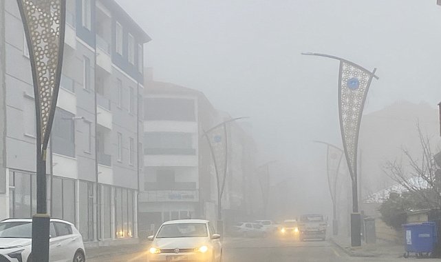 Kulu'da yoğun sis etkili oluyor