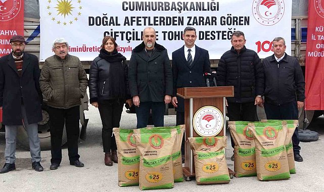 Kütahya&#039;da doğal afetlerden zarar gören 301 üreticiye hububat tohumu desteği