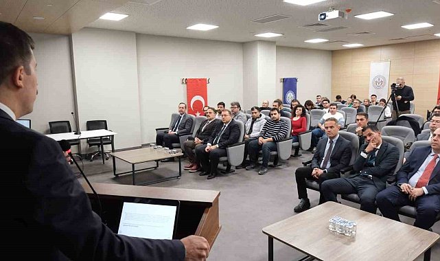 Kütahya'da "Fıtık Cerrahi Günleri" etkinliği düzenlendi