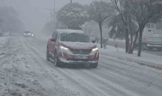 Malatya&#039;da eğitime kar engeli