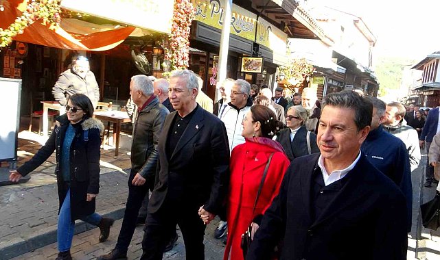Mansur Yavaş, Menteşe'de esnaflarla buluştu