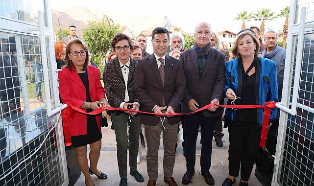 Marmaris'te 'Ekim Geçidi Sergisi' 14. kez kapılarını açtı