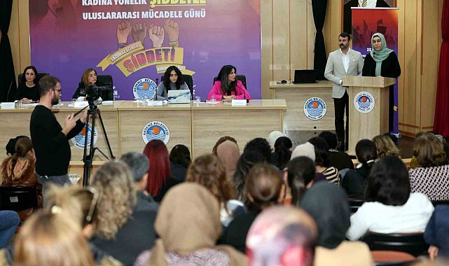 Mersin'de 'Sözümüz bitmedi, şiddeti durduracağız' paneli