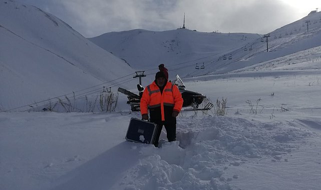 Meteoroloji personelinden zorlu görev