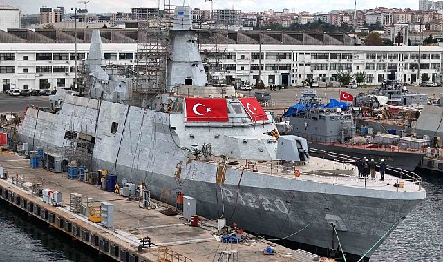 Milli karakol gemisi TCG AKHİSAR yerli ve milli silah sistemleriyle dikkat çekiyor