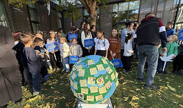 Minikler Sakarya&#039;dan dünyaya seslendi