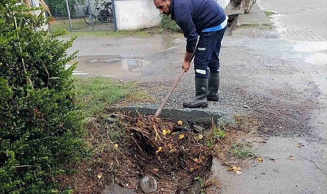 Muğla Büyükşehir ekiplerinden su baskınlarına anında müdahale