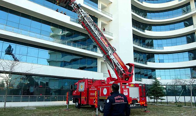 Muğla'da gerçeğini aratmayan yangın tatbikatı