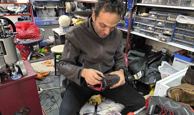 Mühendislikten ayakkabı tamirciliğine